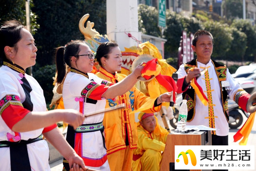 鄂西小城年味浓(图5)