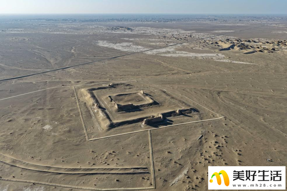 探秘居延(图2) 探秘居延(图2)