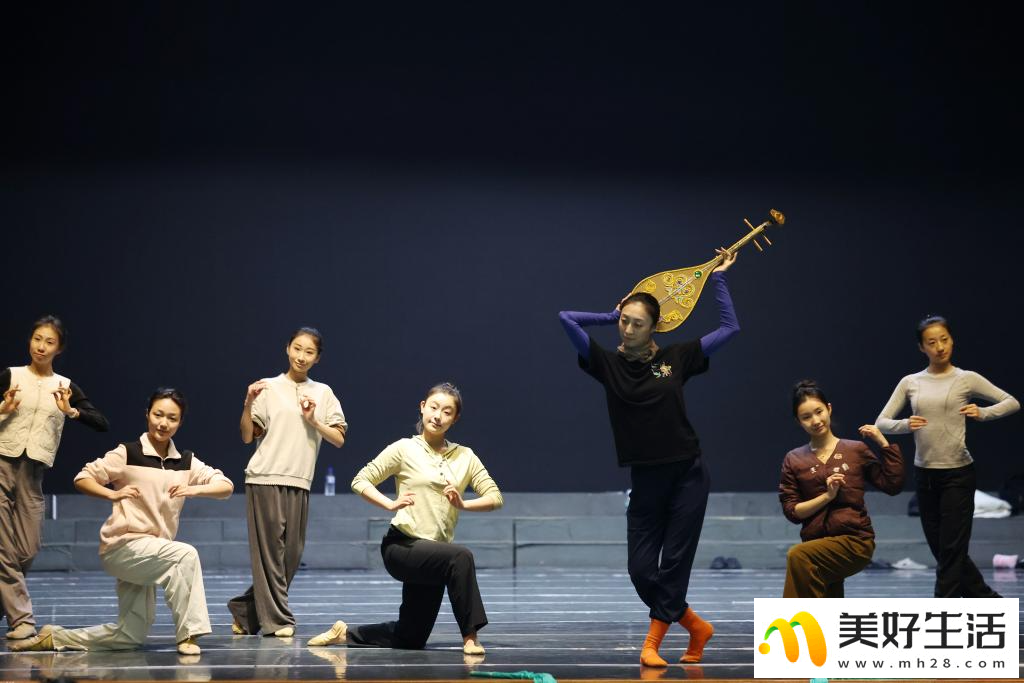 舞从敦煌来(图4)