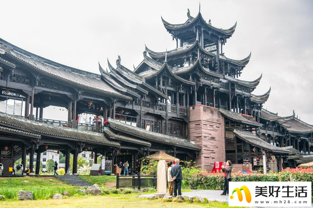 重庆黔江濯水：千年古镇焕新生(图2)