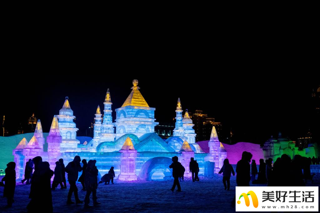 第二十二届中国·满洲里中俄蒙国际冰雪节开幕(图3)